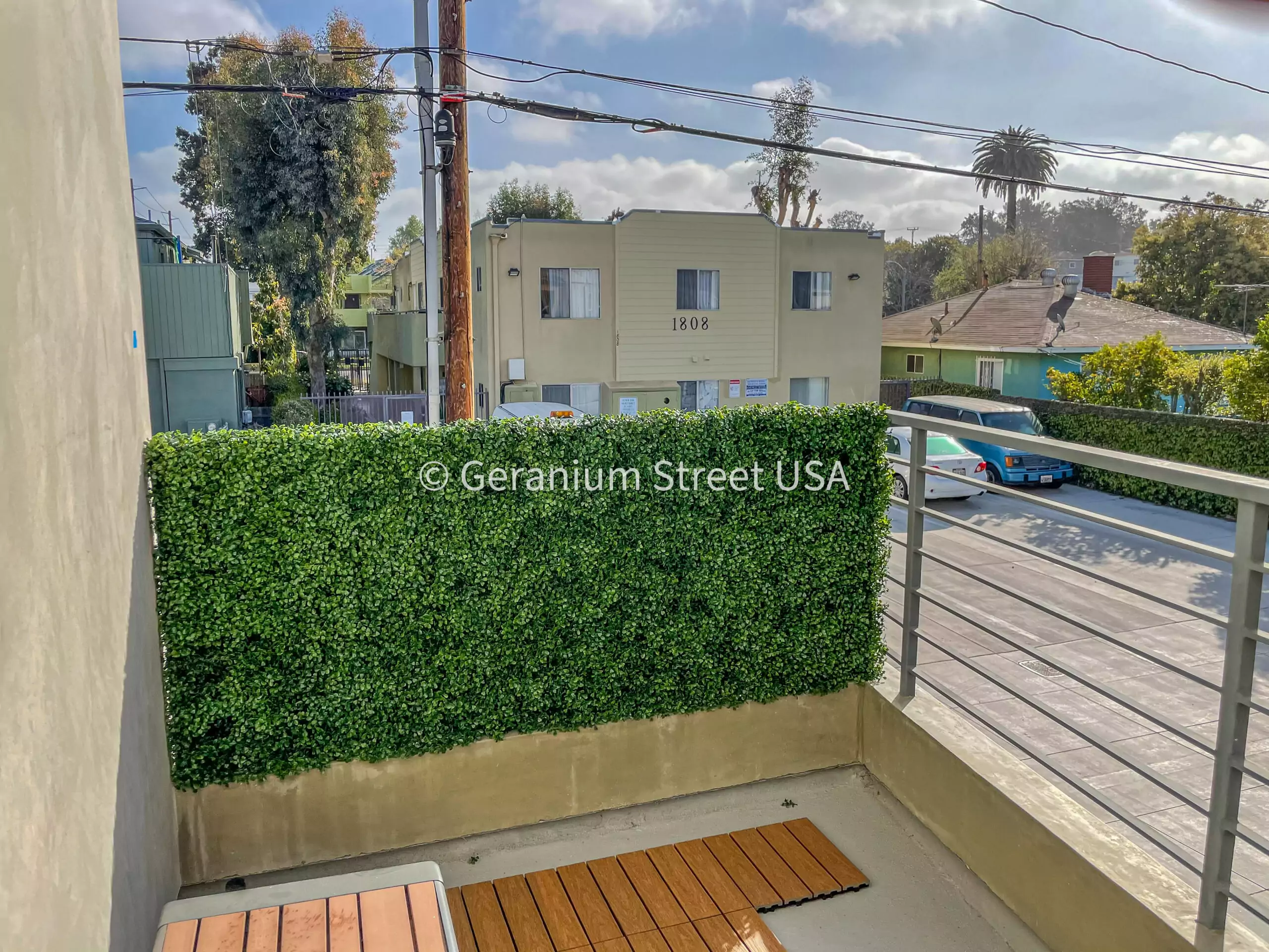 Artificial double sided hedge sheet